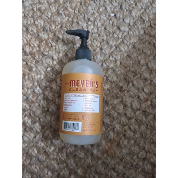 Mrs Meyers Hand Soap Clean Day Apple Cider Scent - 12.5 Oz - Pack of 1 - Picture 2 of 4
